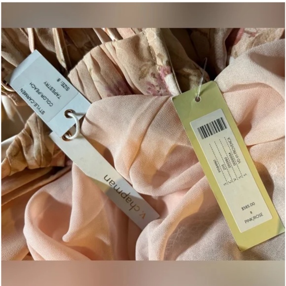 V. Chapman Carmen Gown - Picture 5 of 8